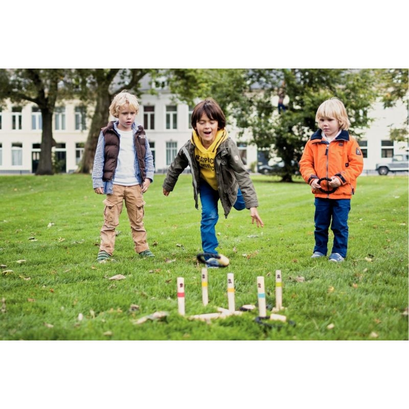 Jeu des anneaux en bois