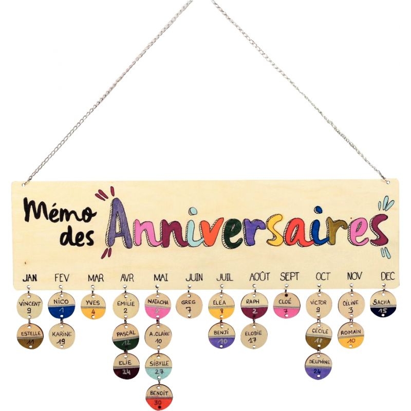 Calendrier des anniversaires en bois