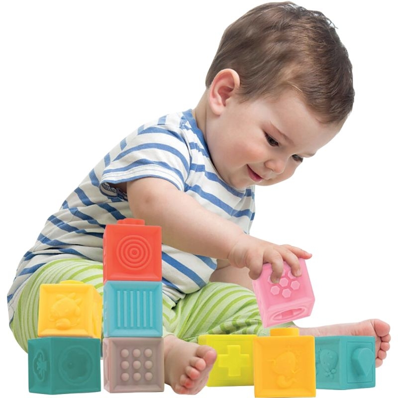 Coffret d’éveil, 6 balles et 6 cubes en PVC