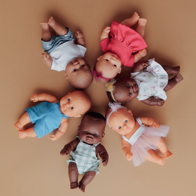 Lot de 6 poupées habillées 21 cm