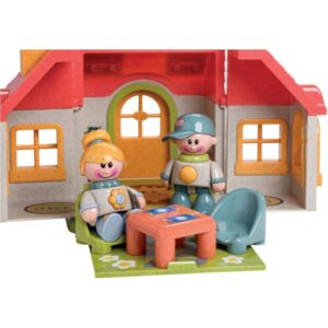 Maison TOLO BIO avec 2 personnages