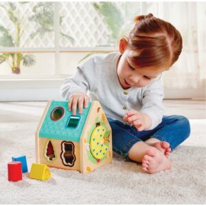 Maison trieur de formes en bois