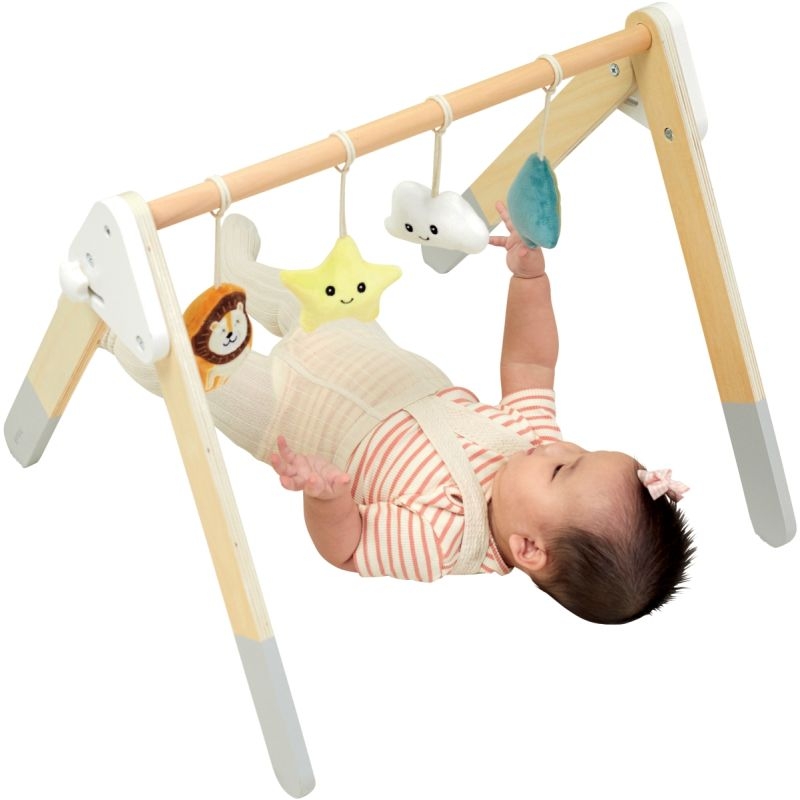 Portique d’activités en bois